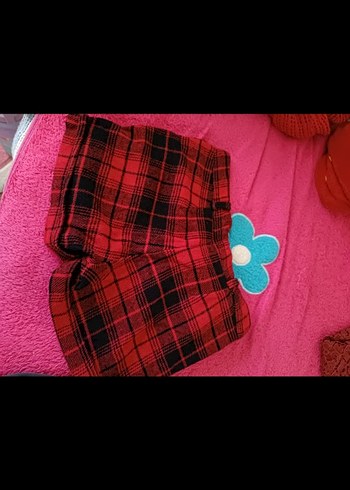 Kırmızı Desenli Mini Şort - Görsel 5