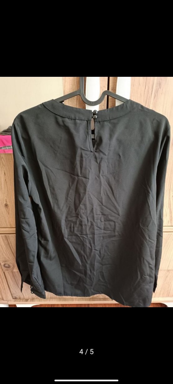 Uzun Kollu Siyah Gül Desenli Bluz - Görsel 4