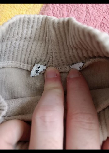 Pembe Yüksek Yakalı Kolsuz Triko Atlet - Görsel 4