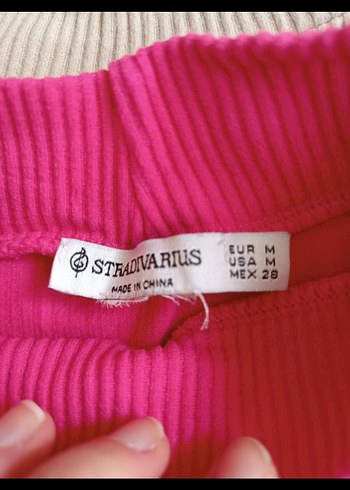 Pembe Yüksek Yakalı Kolsuz Triko Atlet - Görsel 3