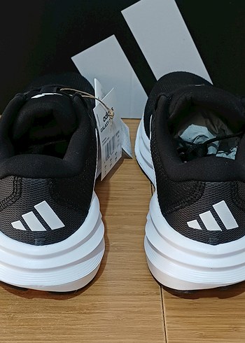 Galaxi 7 Adidas koşu antrenman ayakkabisi - Görsel 2