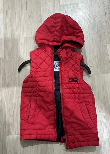 Kırmızı Kapüşonlu Erkek Çocuk Yelek - Görsel 2