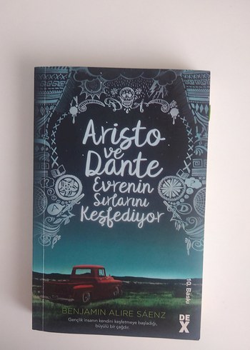 Aristo ve Dante Evrenin Sırlarını Keşfediyor