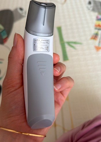 Pastel Renkli Dijital Ateş Ölçer Nexxus - Görsel 3