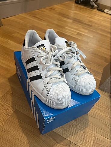 Adidas Süperstar
