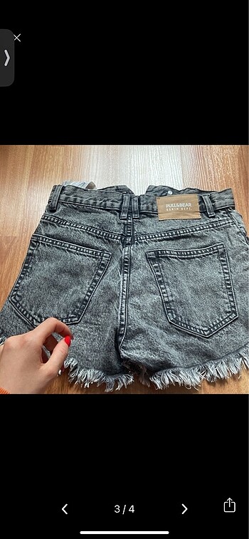 xs Beden Pull bear şort