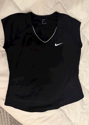 Nike Siyah V Yaka Spor Tisort