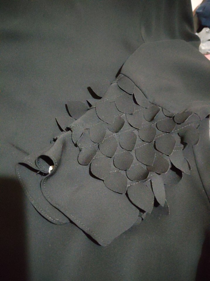 Uzun Kollu Siyah tugra marka elbise - Görsel 3