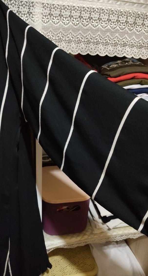 Siyah Çizgili Uzun ferace - Görsel 3