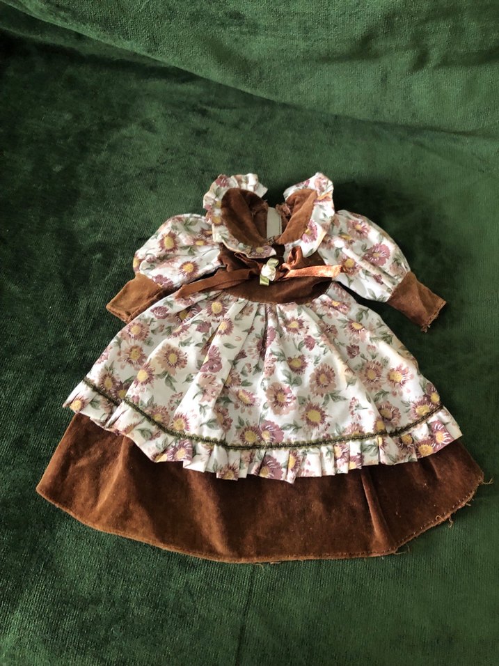 Porselen Bebek Elbisesi,Bohem Nakışlı Kahverengi Elbise - Görsel 2