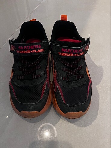 33 Beden Skechers çocuk ayakkabısı