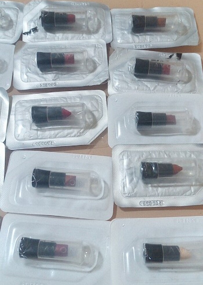 Ruj numuneleri 20 adet avon - Görsel 5