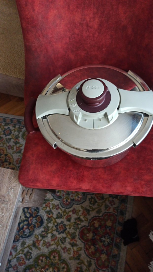 Tefal  (SEB)8 LT Düdüklü Tencere - Görsel 2