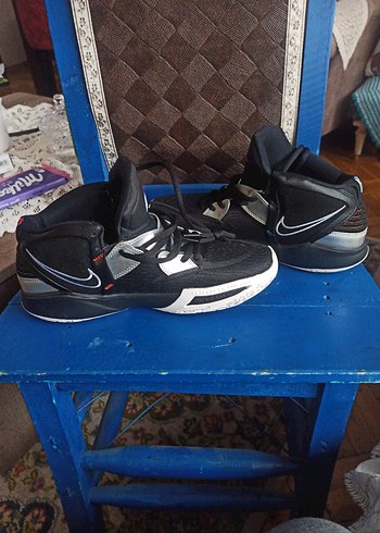 Nike Kyrie flay trap 8 basketbol ayakkabısı - Görsel 7