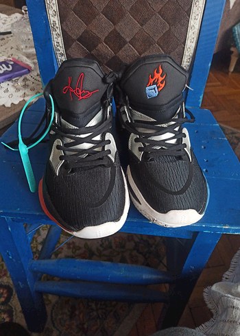 Nike Kyrie flay trap 8 basketbol ayakkabısı - Görsel 2