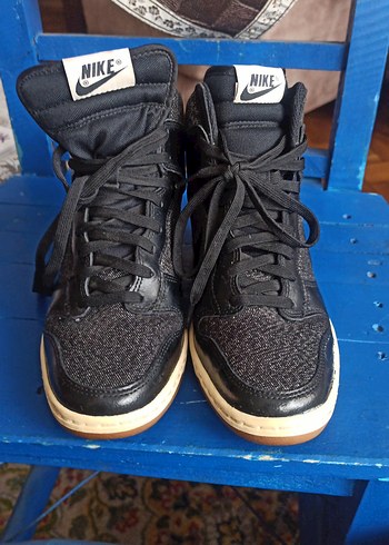 Nike Siyah Bağcıklı Kadın Dolgu Topuk Spor Ayakkabı - Görsel 5