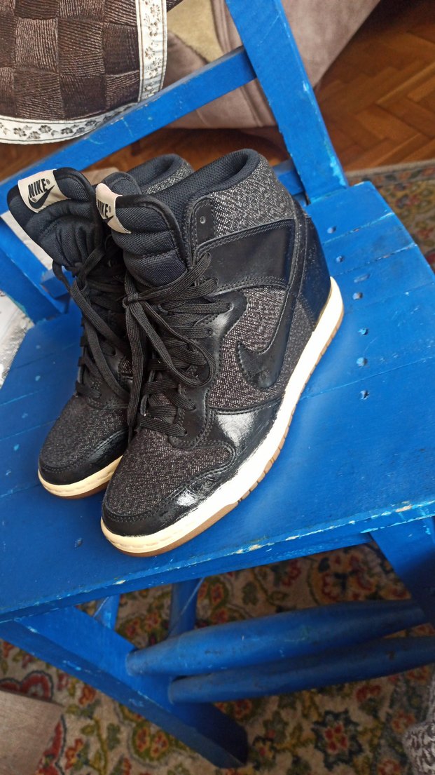 Nike Siyah Bağcıklı Kadın Dolgu Topuk Spor Ayakkabı - Görsel 2