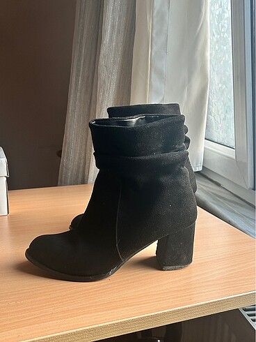 37 Beden siyah Renk Çizme Bootie