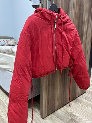 Bershka kırmızı mont(crop)