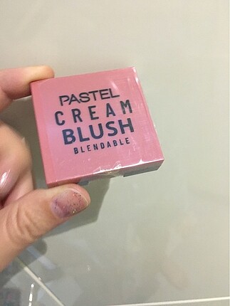 Paster krem allık