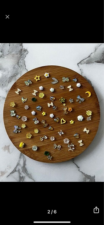 Urban Outfitters Charm seti