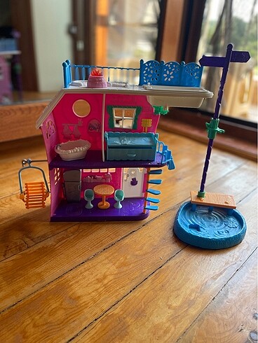 Polly pocket büyük kaydıraklı ev