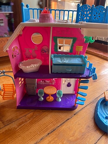 Polly pocket büyük kaydıraklı ev