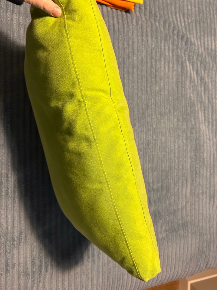 Gri Dokulu Yastık ve Sarı Turuncu Kılıf 1 adet - Görsel 2