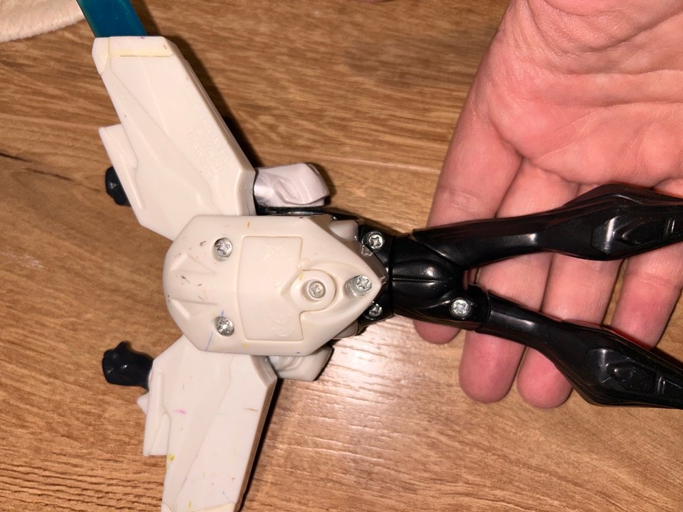 Mx Steel Figür Mavi ve Siyah Kanatlı Aksiyon Figürü - Görsel 3