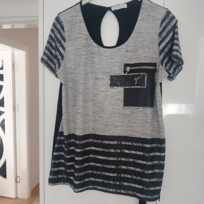 markalı kaliteli bayan bluz - Görsel 2