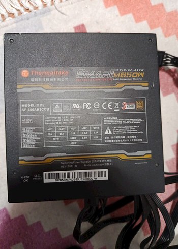 Thermaltake Siyah Bilgisayar Güç Kaynağı - Görsel 3