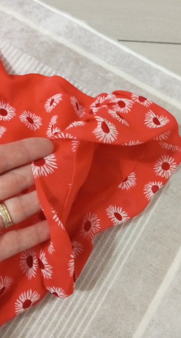 Kırmızı Çiçek Desenli Fırfırlı Bohem Elbise - Görsel 3