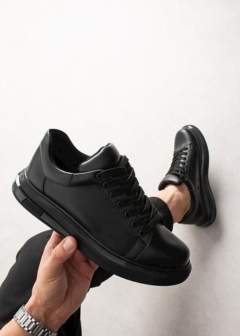 Diğer Siyah Minimal Sneaker