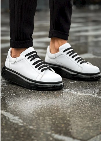 Diğer Minimal Beyaz Sneaker
