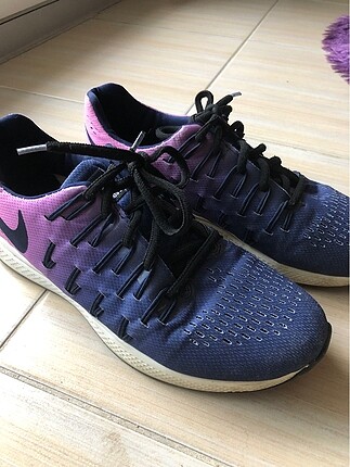 Nike spor ayakkabi