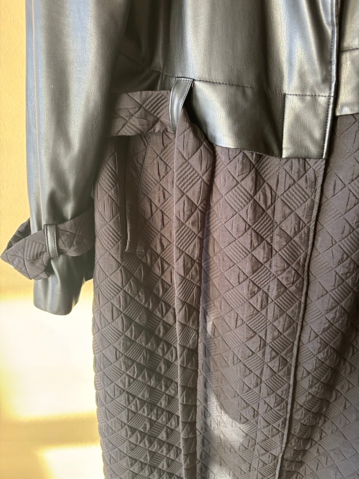 Kadın Siyah Deri Uzun Trençkot - Görsel 3