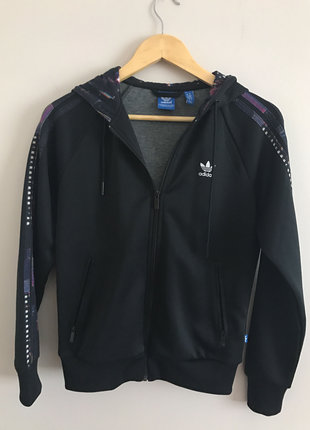 Adidas Sweatshirt