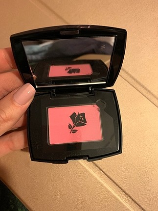 Lancome Allık, hiç kullanılmamıştır.