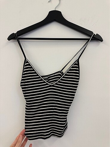 Melville Brandy Melville askılı bluz