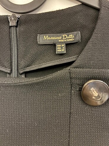 38 Beden siyah Renk Hiç giyilmemiş Massimo Dutti 38 beden siyah elbise.