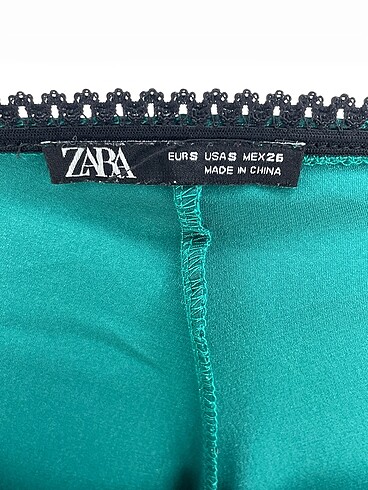 s Beden çeşitli Renk Zara Midi Etek %70 İndirimli.