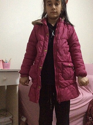 Kız çocuk pembe şişme mont