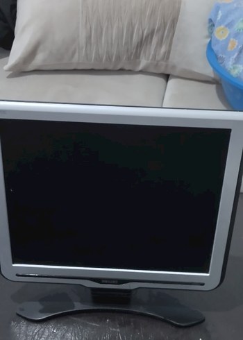 17 inç Philips Monitör - Görsel 3