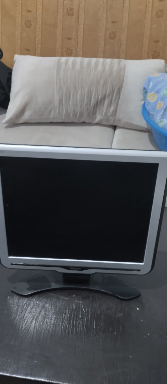 17 inç Philips Monitör - Görsel 3