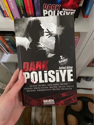  Dark polisiye