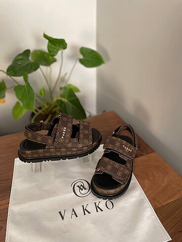 Vakko Vakko sandalet