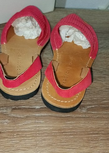 Kırmızı sandalet orjinal - Görsel 4