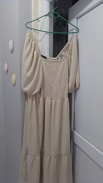 Krem rengi elbise 4xl