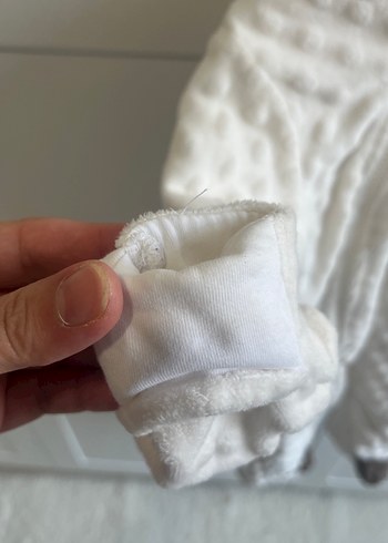 Bebek Kız Beyaz Kürklü Tulumu - Görsel 2