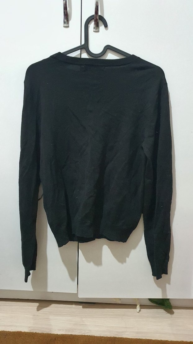 Guess Marka Kazak - Görsel 3